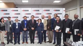 Mauro Medina se reúne con candidatos a la alcaldía de Lima para combatir la delincuencia