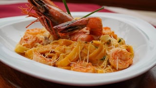 Café de la Paz presenta su Timbal de Langostinos como recomendación del chef