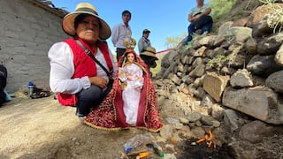Arequipa: ¿Para qué encienden velas al acudir a los santuarios de la Virgen de Chapi? (VIDEO)