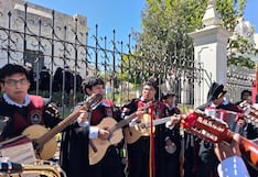 Aniversario de Arequipa: Tunas llenan de música y tradición las calles del Centro Histórico (FOTOS y VIDEO)