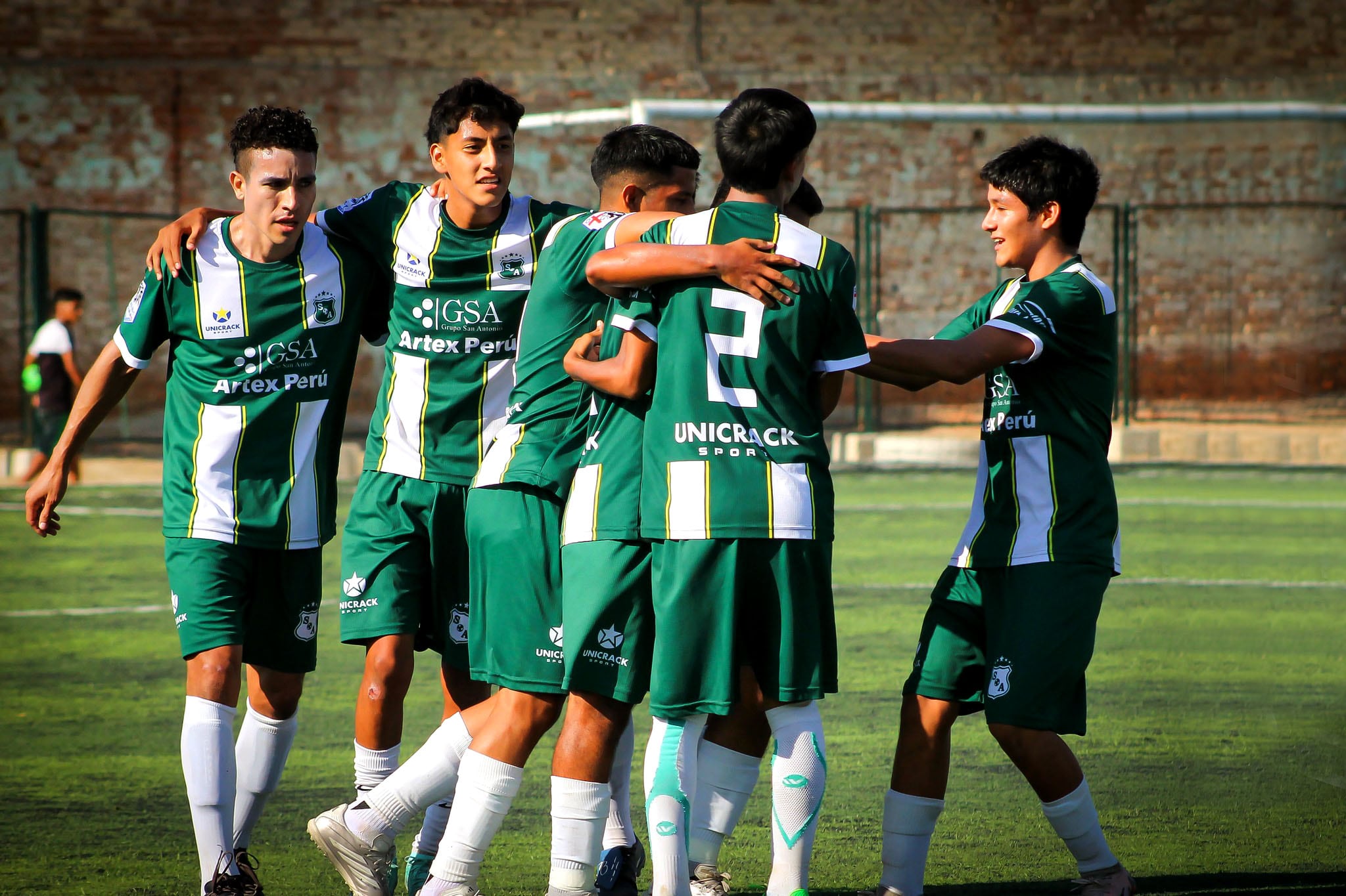 La Academia San Antonio se abraza a un sueño en la Copa Perú.