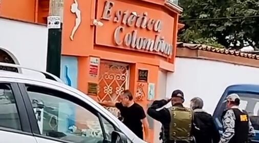 Fujimori ingresó a local.