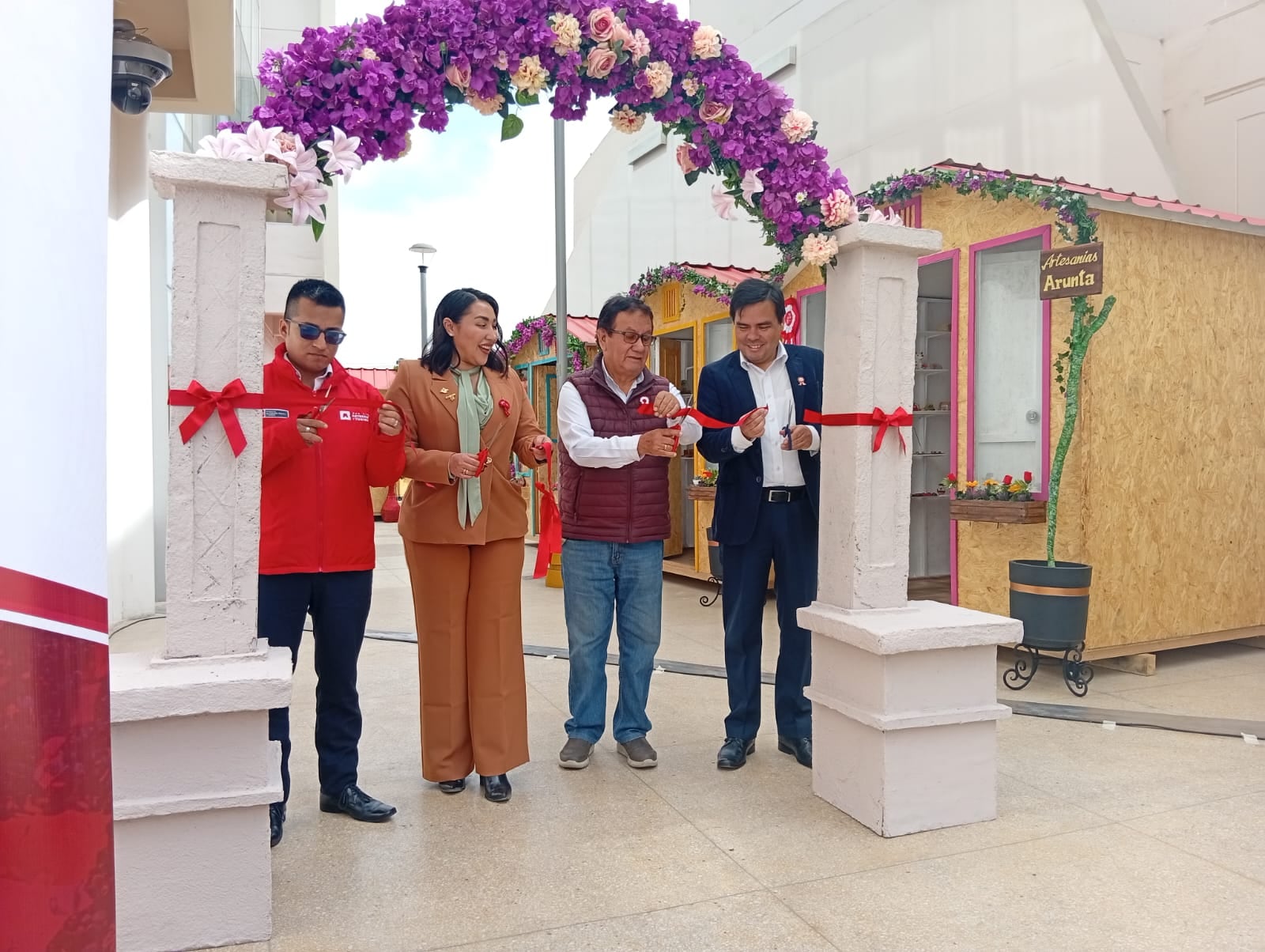 El Boulevard de la Artesanía Tacneña fue inaugurado en el Centro de Convenciones Jorge Basadre. (Foto: Adrian Apaza)