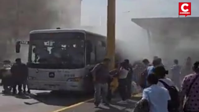 Bus del Metropolitano se incendia en la estación Parque del Trabajo: Pasajeros escaparon por puertas y ventanas I VIDEO