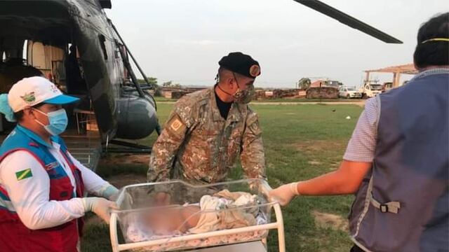 Ejército traslada de urgencia a cuatro niños nativos que padecen neumonía grave en Madre de Dios