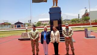 Tataranietas de Bolognesi visitan Colegio Militar Francisco Bolognesi en Arequipa
