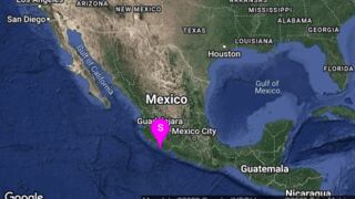 Fuerte sismo de magnitud 7,7 sacude al centro de México