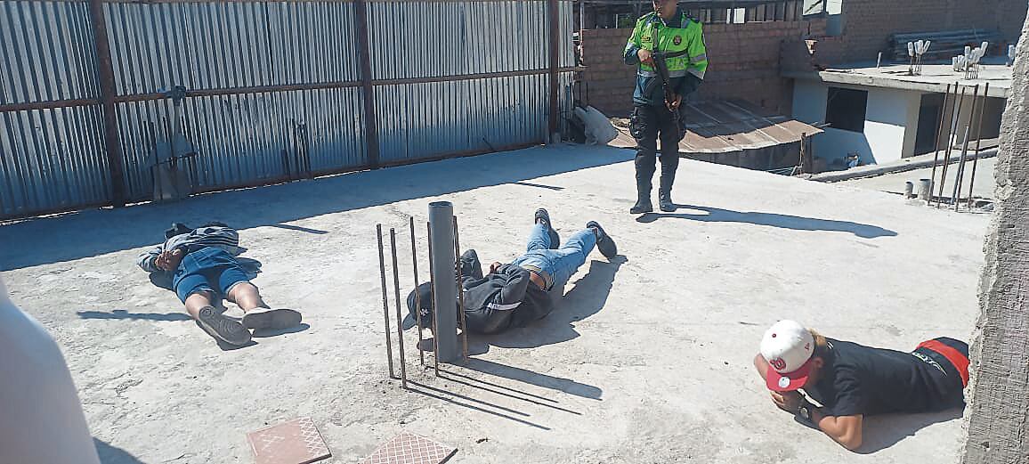 La Policía Nacional intervino a 10 sospechosos de extorsión. (Foto: GEC)
