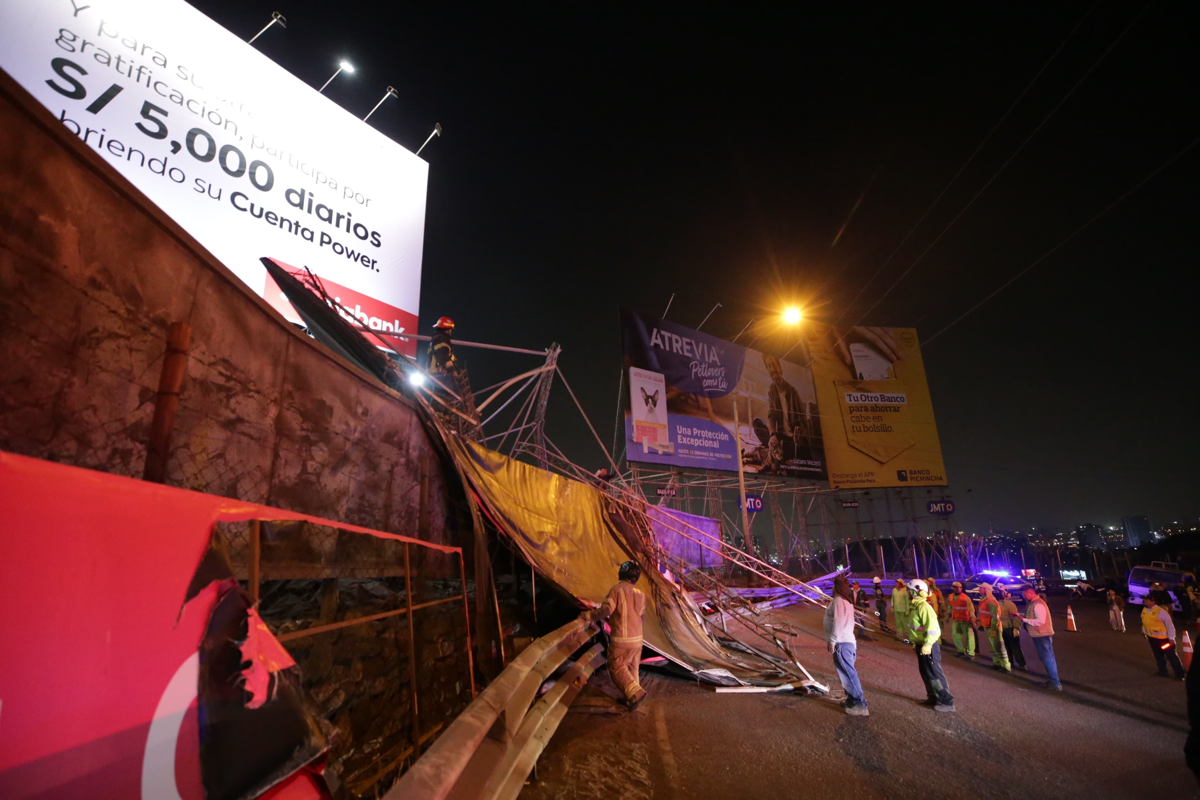 Hasta el momento, no se han reportado personas heridas. Foto: Cesar Bueno @photo.gec