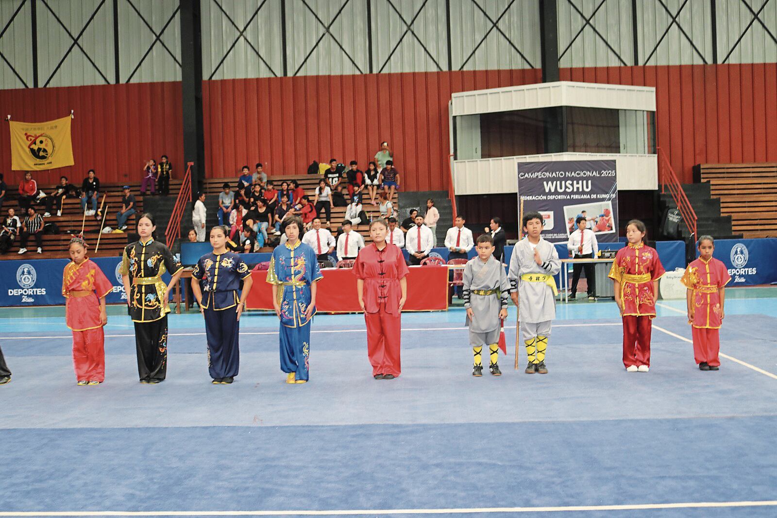 Competencia de wushu en el coliseo de la Uni. Foto: Difusión.