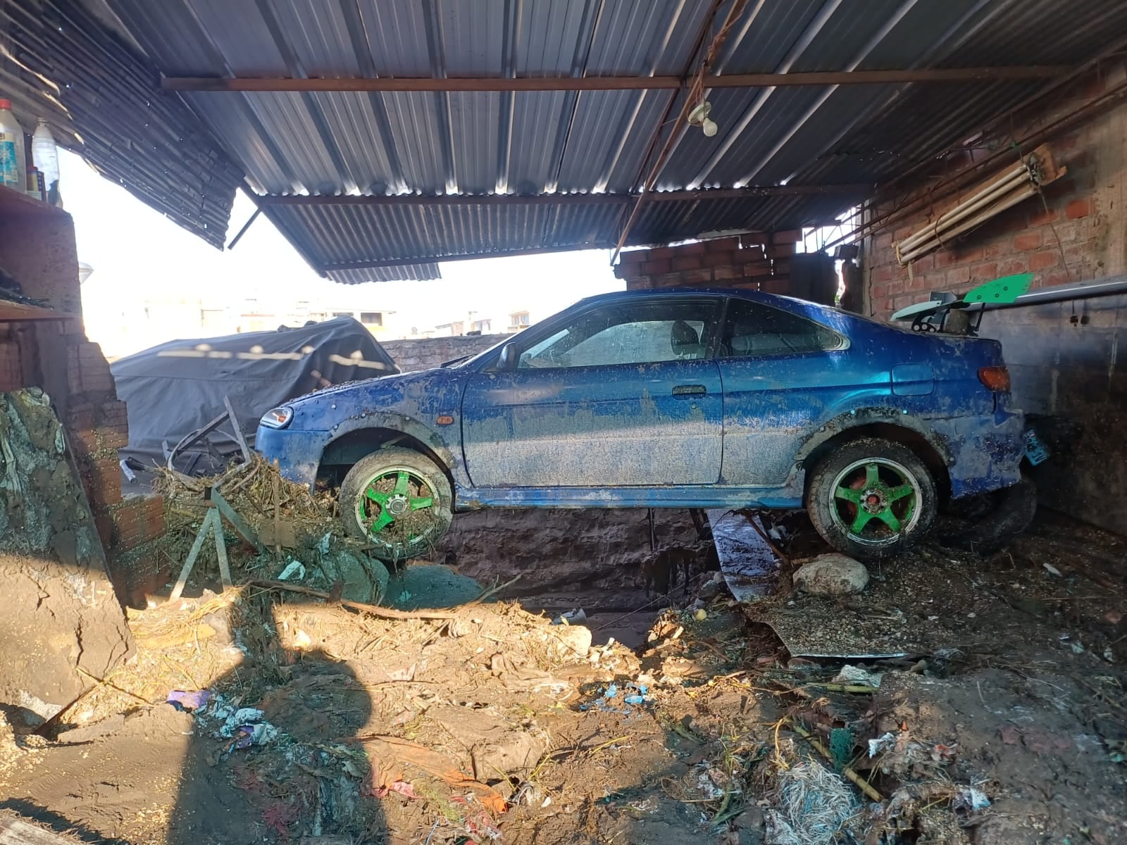 Graves daños en viviendas y vías del distrito de Yanahuara tras intensas lluvias en Arequipa. (Foto: Guillermo Mamani/@photo.gec)