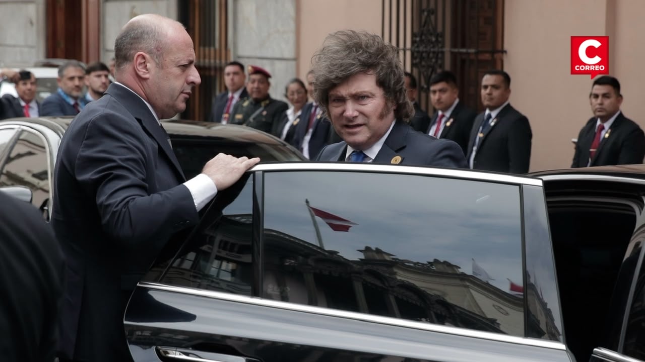 Javier Milei llega a Palacio de Torre Tagle para reunirse con Keiko Fujimori horas antes de la investidura. Fotos: Julio Reaño/@photo.gec