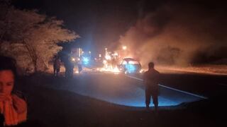 Conductor de auto muere calcinado tras choque en Piura