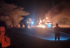 Conductor de auto muere calcinado tras choque en Piura