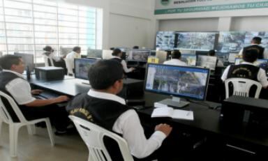 La provincia es golpeada por ola criminal y pese a ello en la capital de La Libertad no funcionan 40 equipos de seguridad. En La Esperanza, solo están operativos 46 de 121 dispositivos tecnológicos. Róger Torres, exjefe policial de la región, lamenta que municipios no den mantenimiento a cámaras porque perjudica investigaciones.