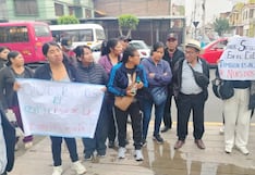 Padres protestan en el colegio Independencia Americana por cambio de puerta de ingreso (VIDEO)