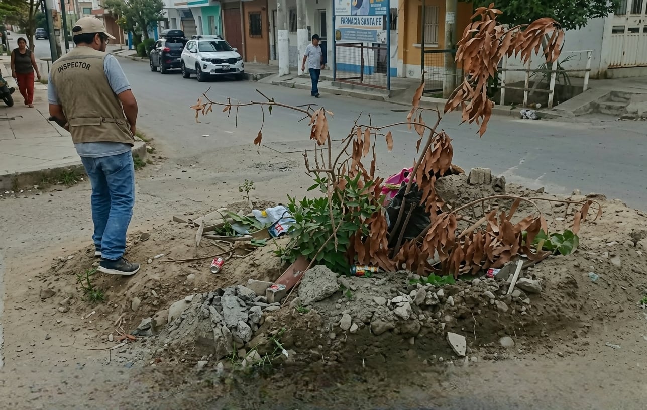 Municipalidad exige a la Eps Grau subsanar problema que pone en riesgo a escolares