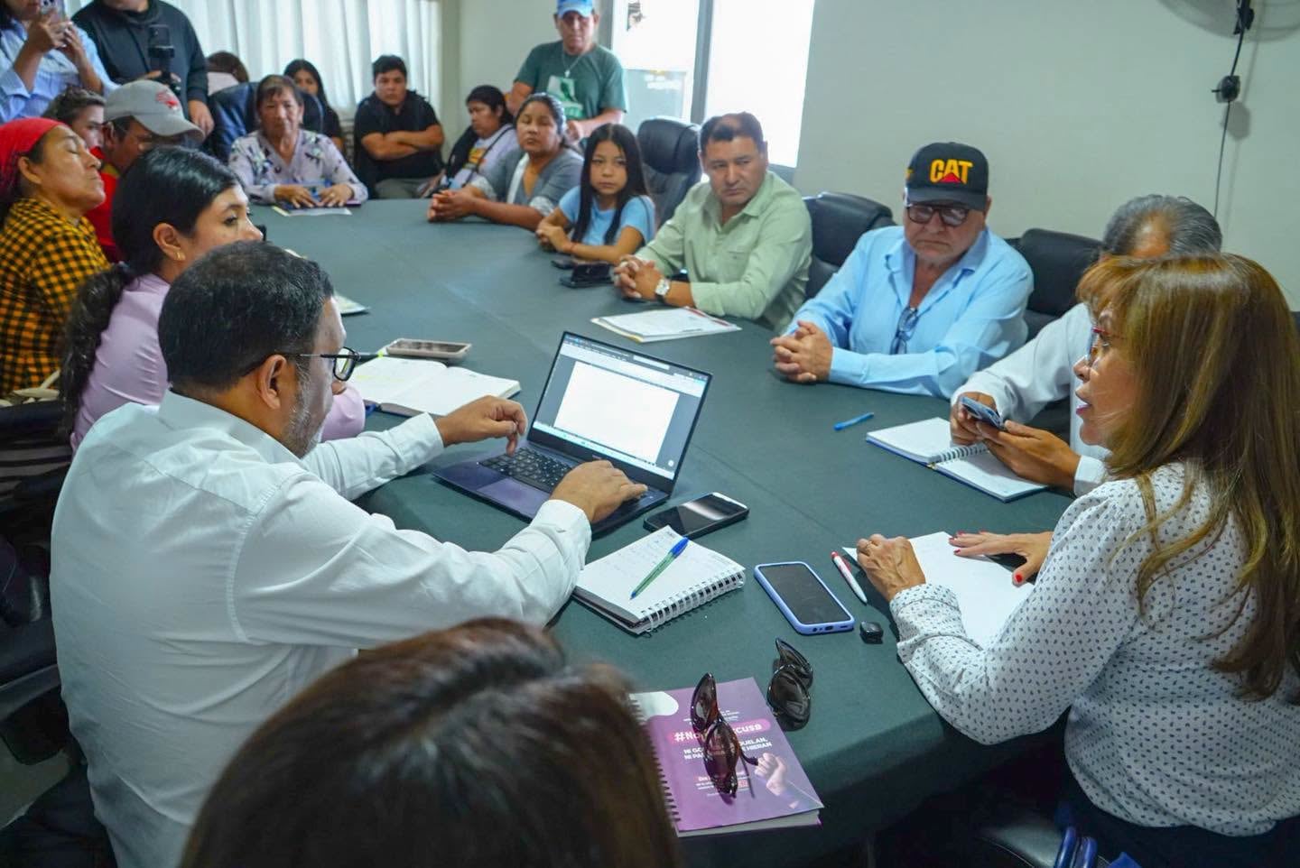 Pacientes renales de Camaná viajan 3 veces por semana a Arequipa (Foto: Facebook Marleny Arminta)