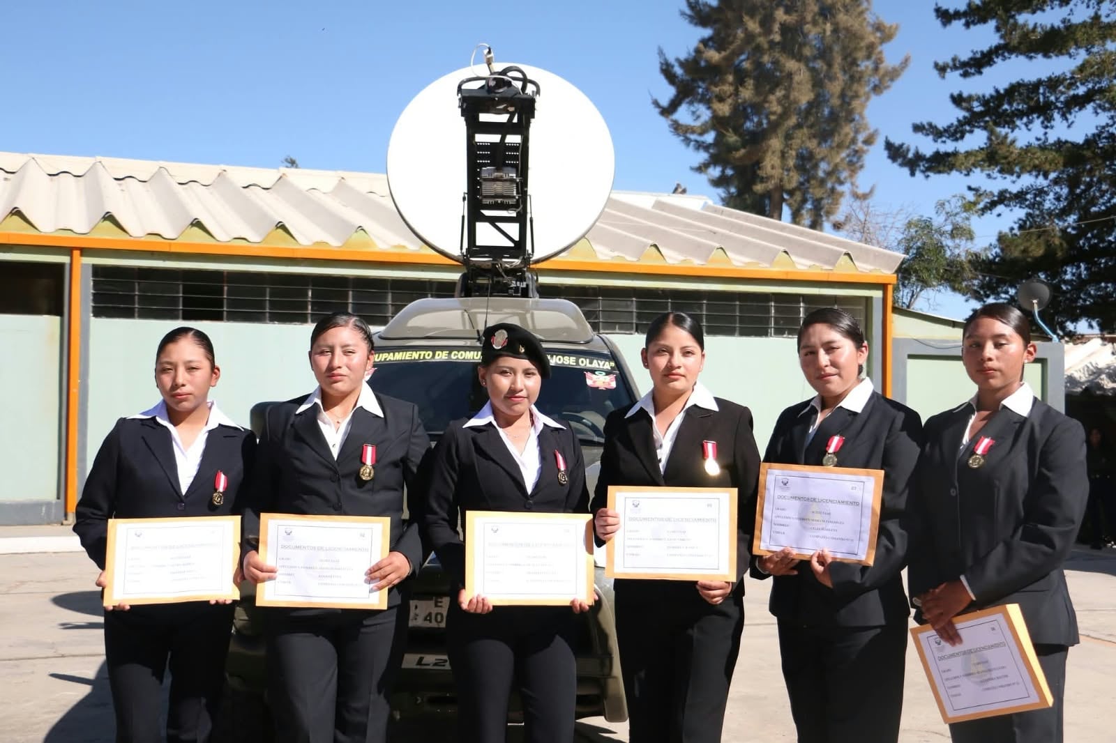Mujeres que dejan el servicio militar
