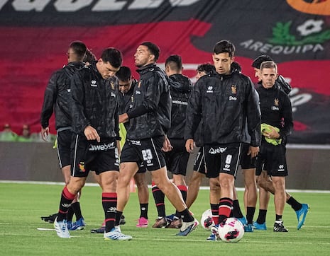 Juan Escobar está en duda en FBC Melgar para enfrentar a Alianza Lima