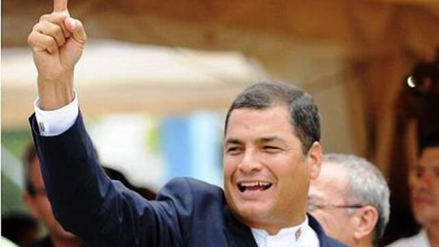 Rafael Correa llora y agradece a pueblo ecuatoriano
