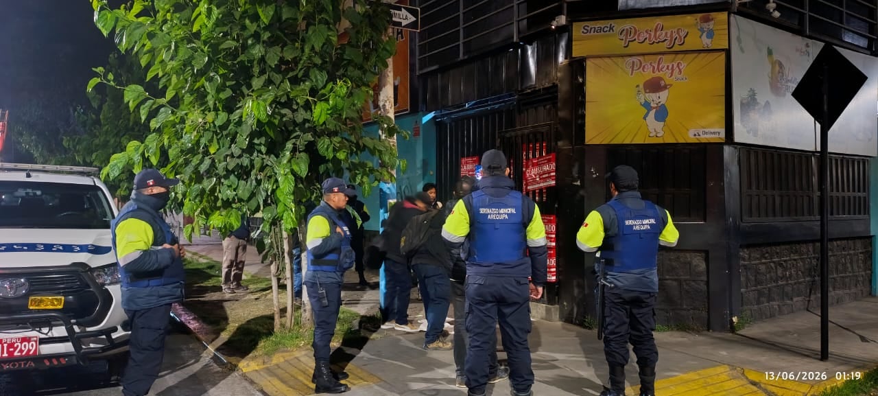 Cierre del local Porkys, en el Cercado de Arequipa. Foto: Serenazgo Arequipa.