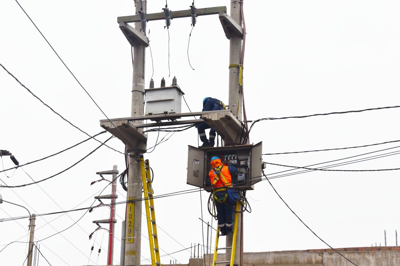 Gerente Regional de Hidrandina, Ricardo Arrese Pérez, presentó ante el Consejo Regional de La Libertad las acciones de prevención, que están en más del 60% de avance.