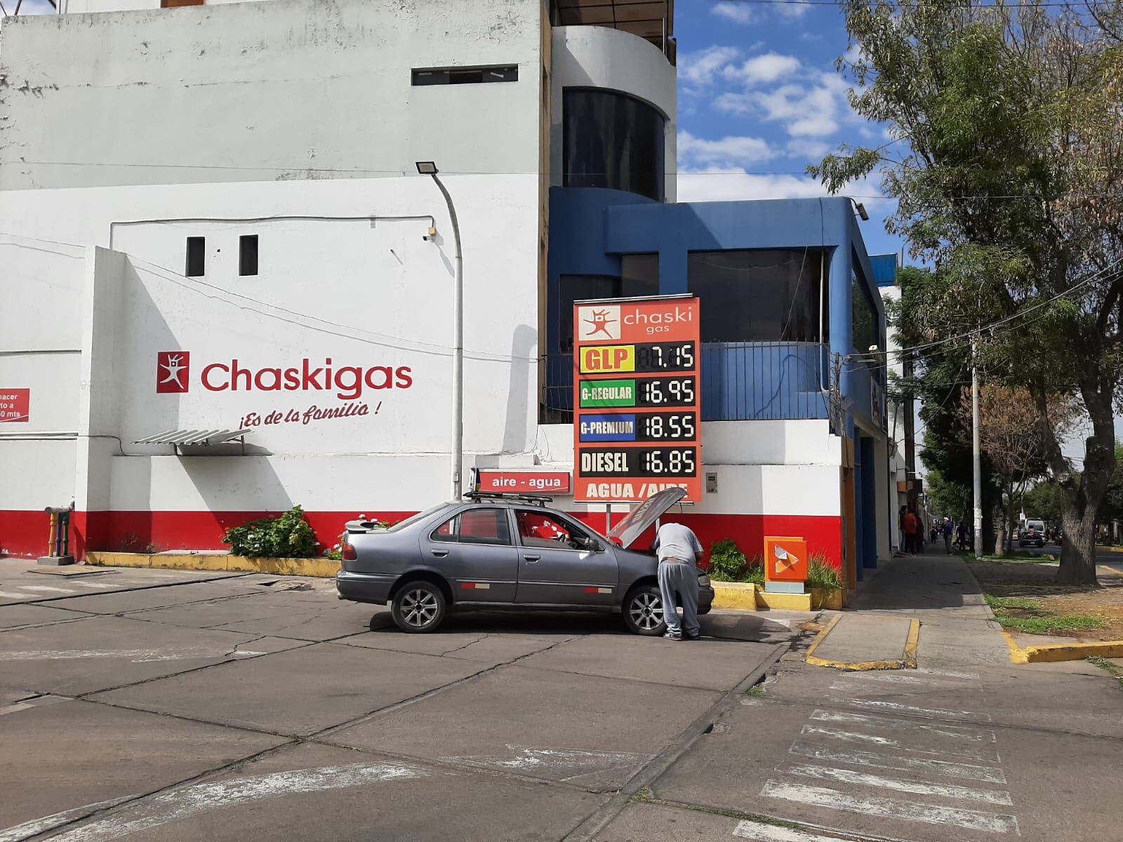Estación de servicio Chaskigas, ubicado en la Av. La Paz, Cercado. Foto: GEC.