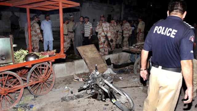 Pakistán: Explosión deja diez muertos
