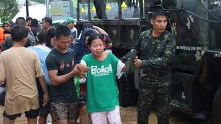 Se elevan a 33 los muertos por inundaciones previas al tifón Nalgae en Filipinas