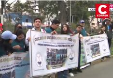 Colegio de Biólogos protestan contra decreto que pone en riesgo la salud pública