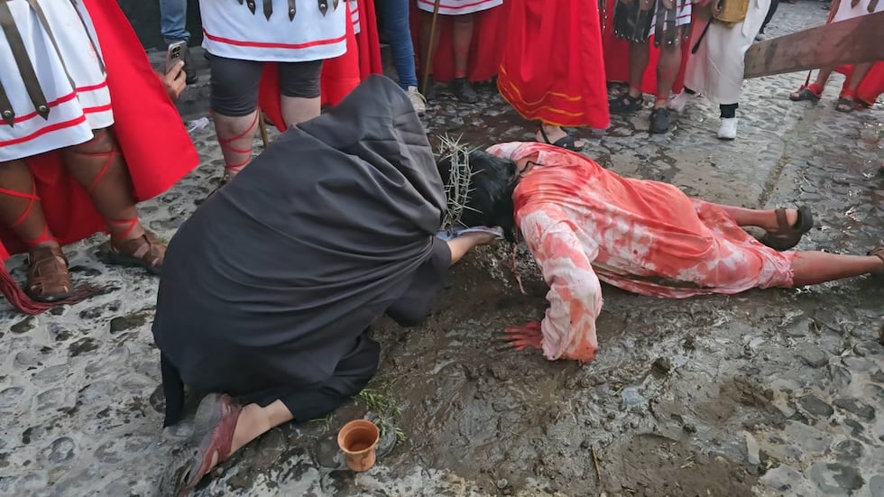 Escenificación de Vida, Pasión y Muerte de Jesucristo en Paucarpata, Arequipa. (Foto: Yunsu Pariapaza/@photo.gec)