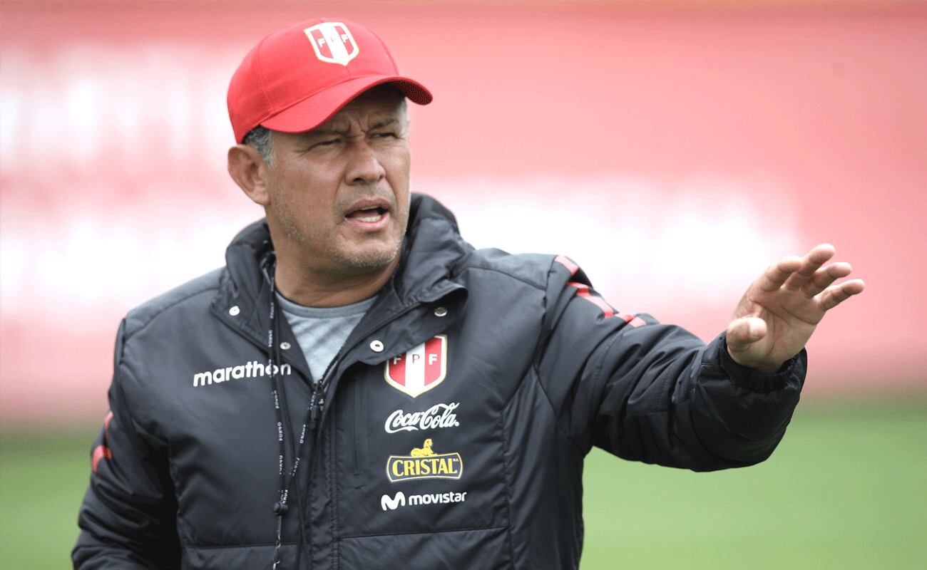 Juan Reynoso (Foto: FPF)