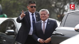 César Acuña llegó a la vivienda de Keiko Fujimori para felicitarla por ganar las elecciones