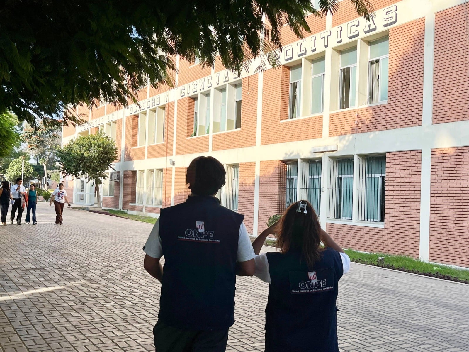 Ente electoral inspeccionó centros de sufragio de cara a la segunda vuelta electoral que se desarrollará el 7 de junio.