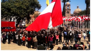 Fiestas de Tacna: revive de cerca el izamiento del sagrado pabellón nacional (VIDEO)