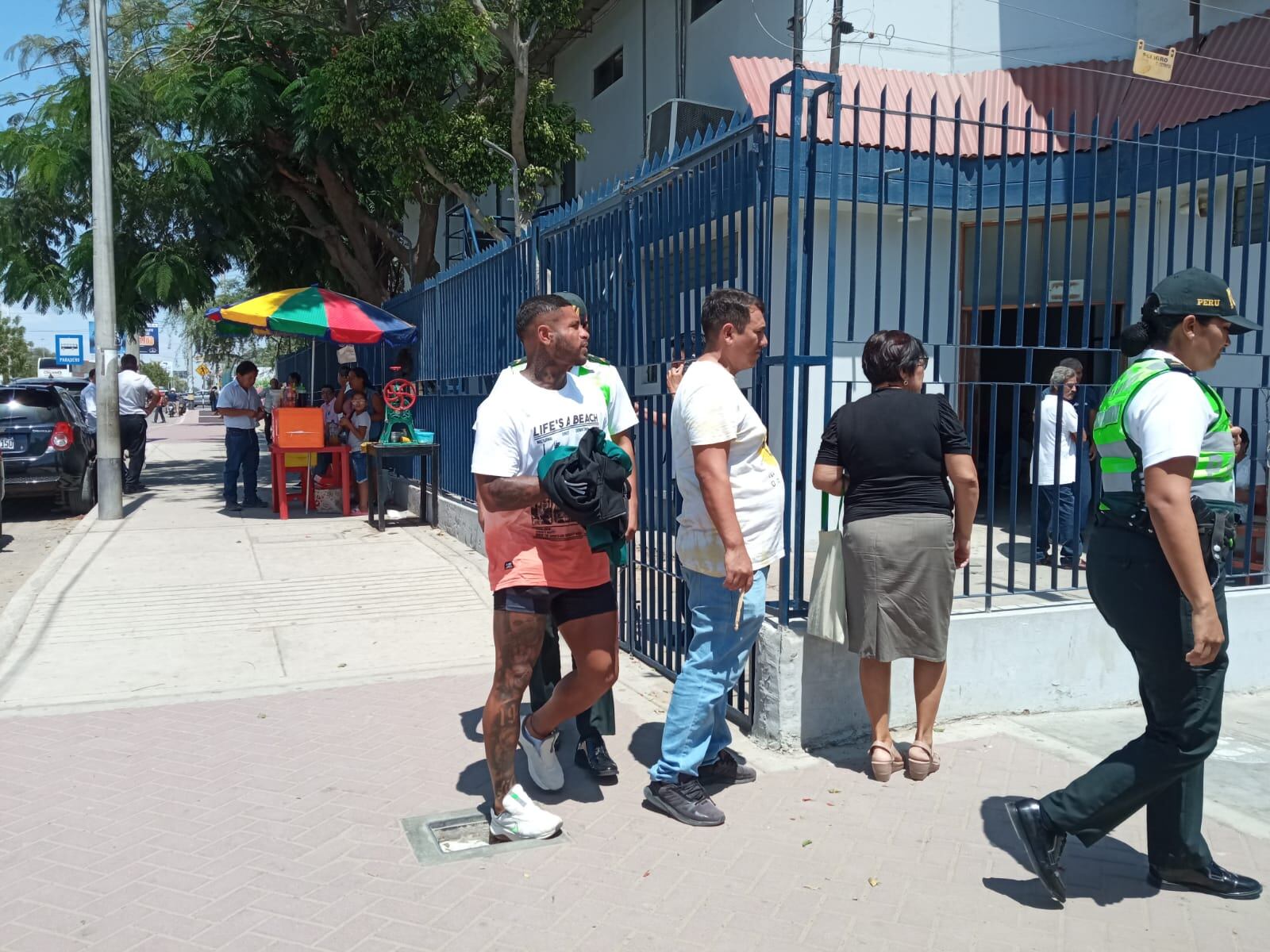 Tenía una orden de captura emitida por el Juzgado de Lima. Había llegado a Piura con su equipo Unión Comercio para enfrentar a Atlético Grau.