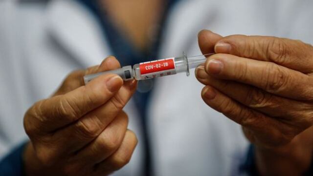 En octubre Johnson & Johnson iniciará ensayos clínicos de posible vacuna contra el coronavirus en Perú 