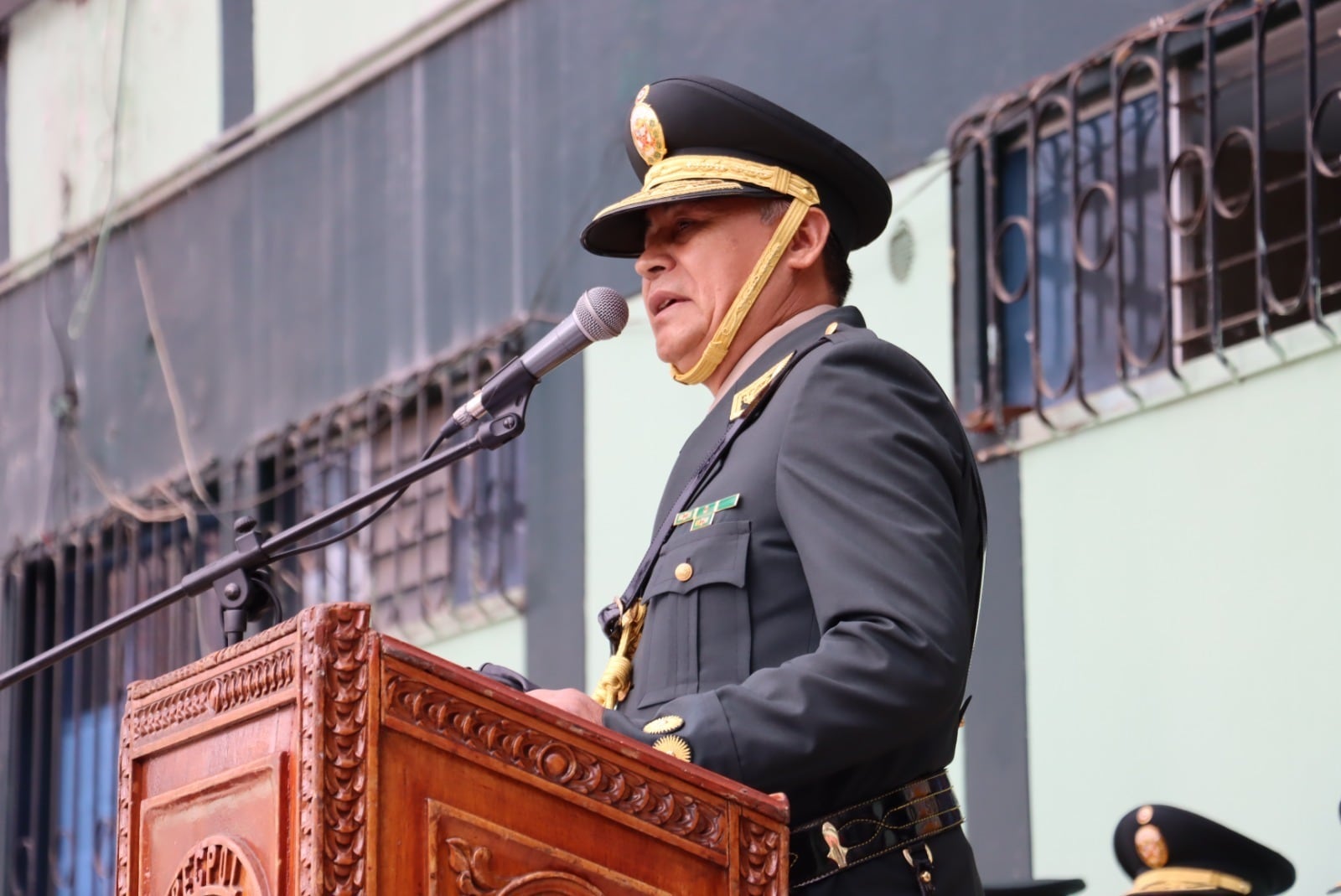 Este lunes, el general PNP Virgilio Velásquez, fue reconocido de manera oficial como jefe de la Región Policial Cusco, una de las regiones con mayor número de agentes en actividad.