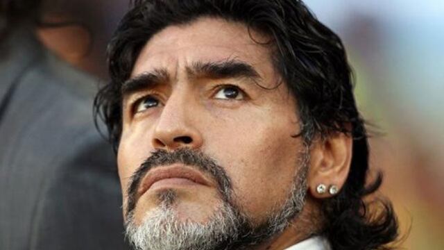 Ferrari negro de Diego Armando Maradona a la venta