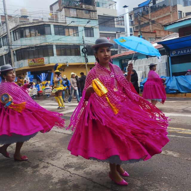 Virgen de la Candelaria: Más de 40 mil danzantes y músicos participan en esta celebración