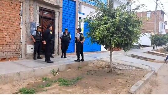 Maleantes también dejaron una carta mediante la cual exigen el pago de una importante suma de dinero a los directivos del colegio privado.