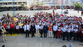 Ministra Lily Vásquez participó del inicio del año escolar en Trujillo