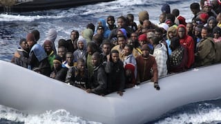 ​Medio millón refugiados e inmigrantes han llegado a Europa por mar en 2015