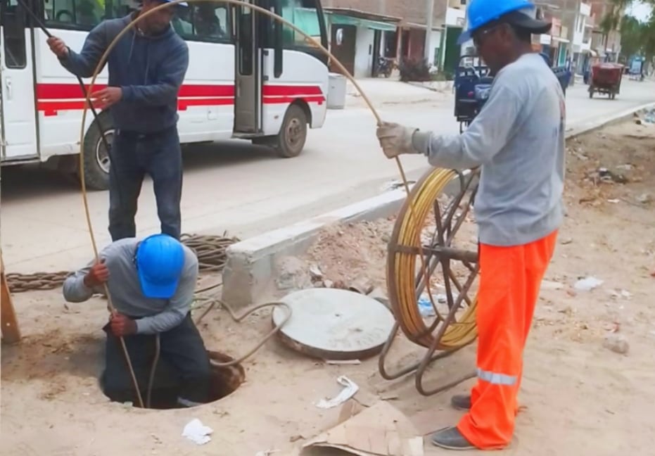 EPS Grau inicia trabajos de limpieza y desatoro en asentamiento humano Las Dalias