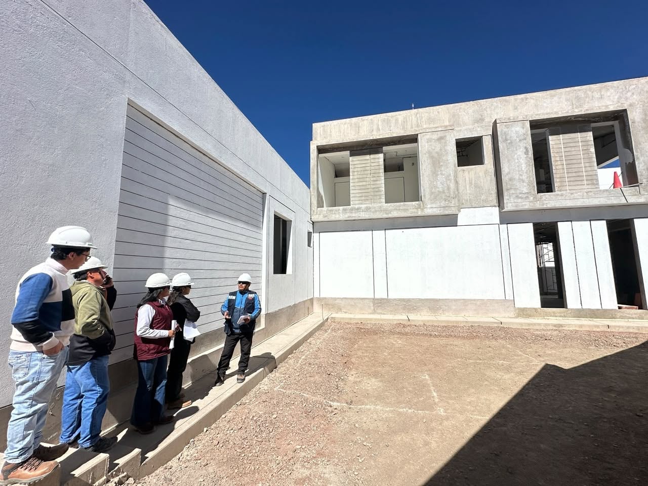 Centro de Salud de Cabanaconde tiene 8 adendas y un avance físico de 83 (Foto: Consejo Regional de Arequipa)