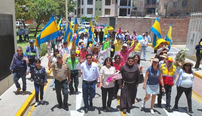 Entrega de cinco obras viales en José Luis Bustamante y Rivero. Foto: GEC.