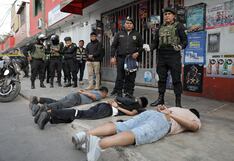 San Juan de Lurigancho: PNP frustró asalto cerca a un banco y detuvo a tres presuntos miembros de una banda criminal