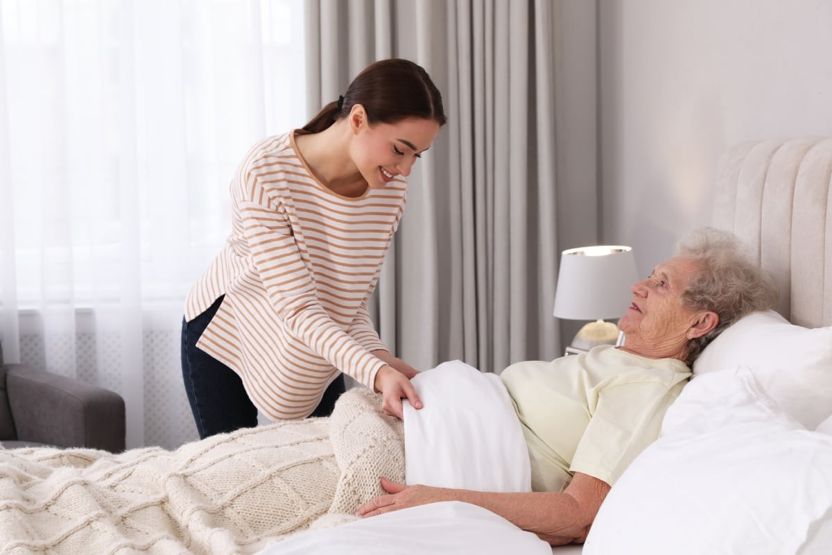 Este enfoque médico permite mejorar la calidad de vida y la salud emocional del paciente y de la familia. Requiere de un equipo multidisciplinario de atención.