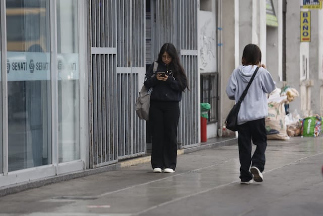 Lima amanece más fría: Senamhi prevé neblina, lloviznas y descenso térmico hasta el 23 de abril